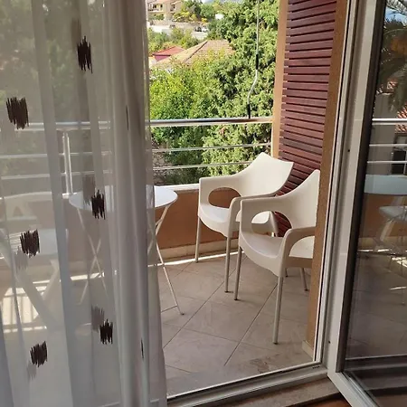Gesamte In Mit Moebliertem Balkon By Interhome Gradac (Split-Dalmatia)