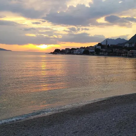 Gesamte In Mit Moebliertem Balkon By Interhome Gradac (Split-Dalmatia)